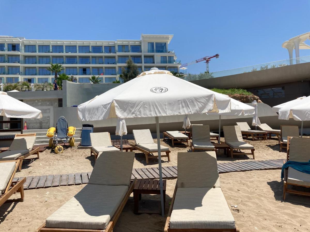 Sun Julz Apartments On The Beach Paphos Extérieur photo