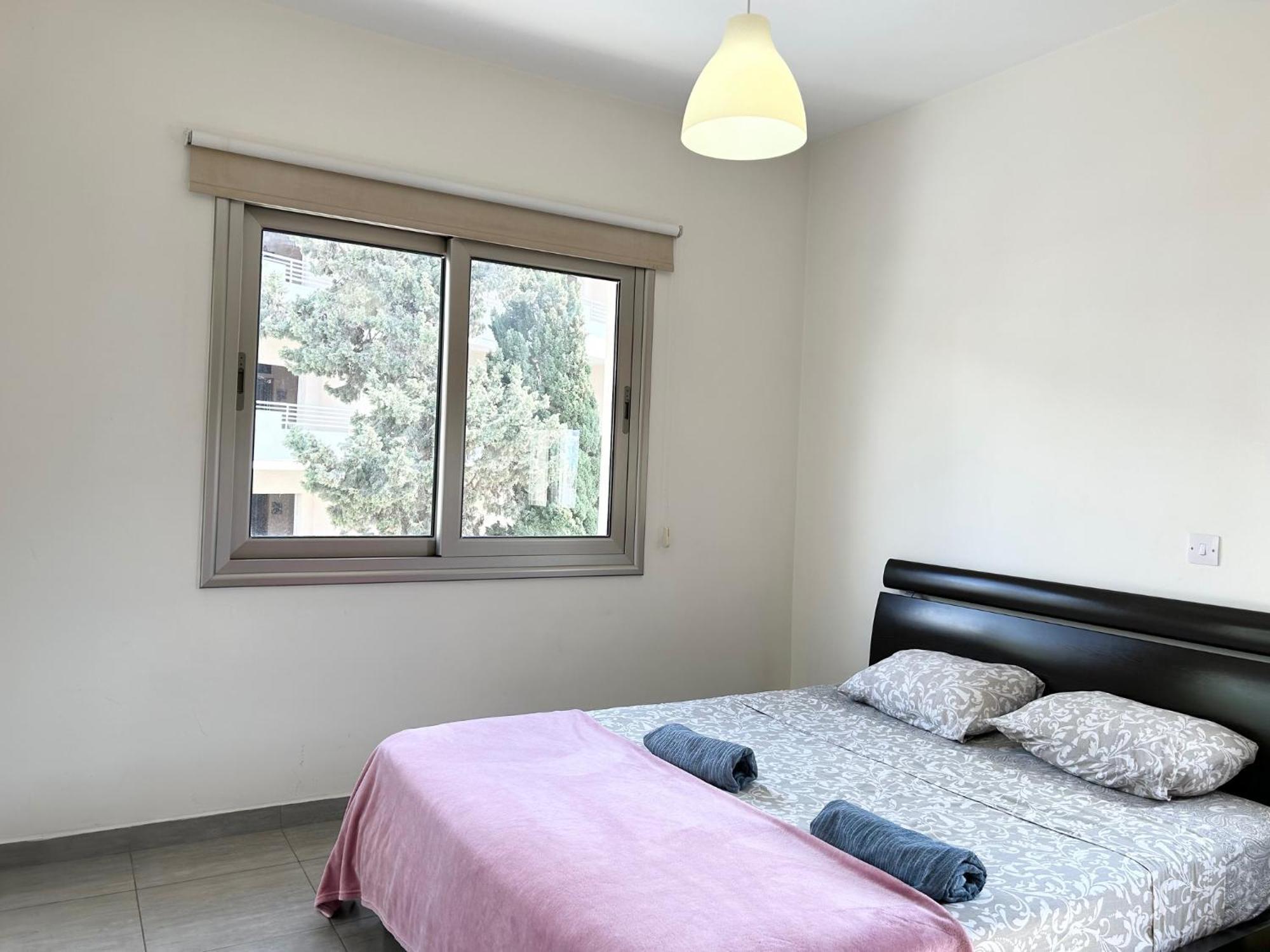 Sun Julz Apartments On The Beach Paphos Extérieur photo