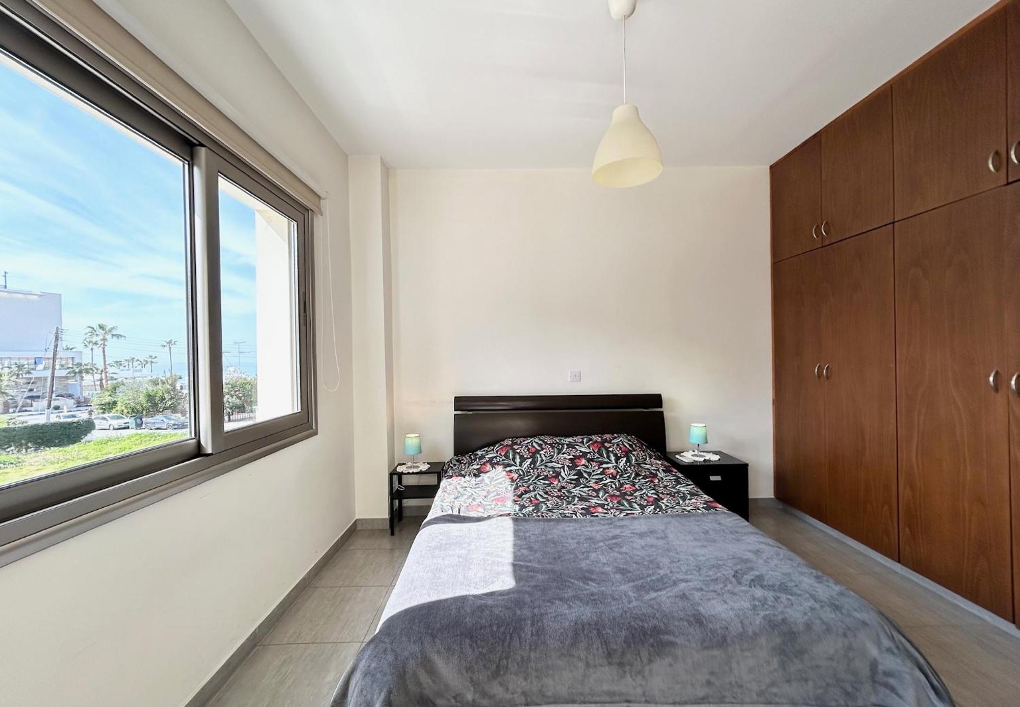 Sun Julz Apartments On The Beach Paphos Extérieur photo