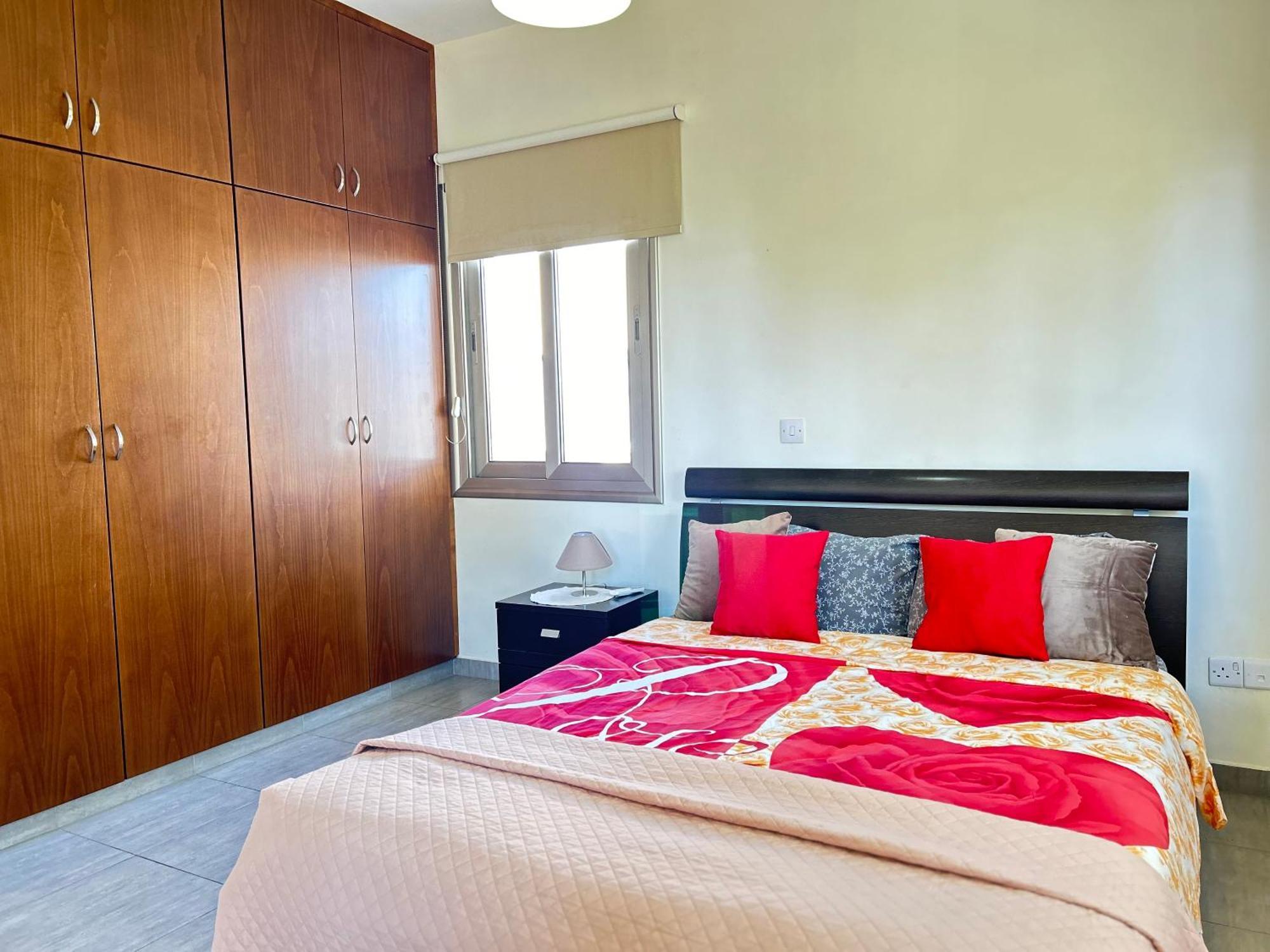 Sun Julz Apartments On The Beach Paphos Extérieur photo